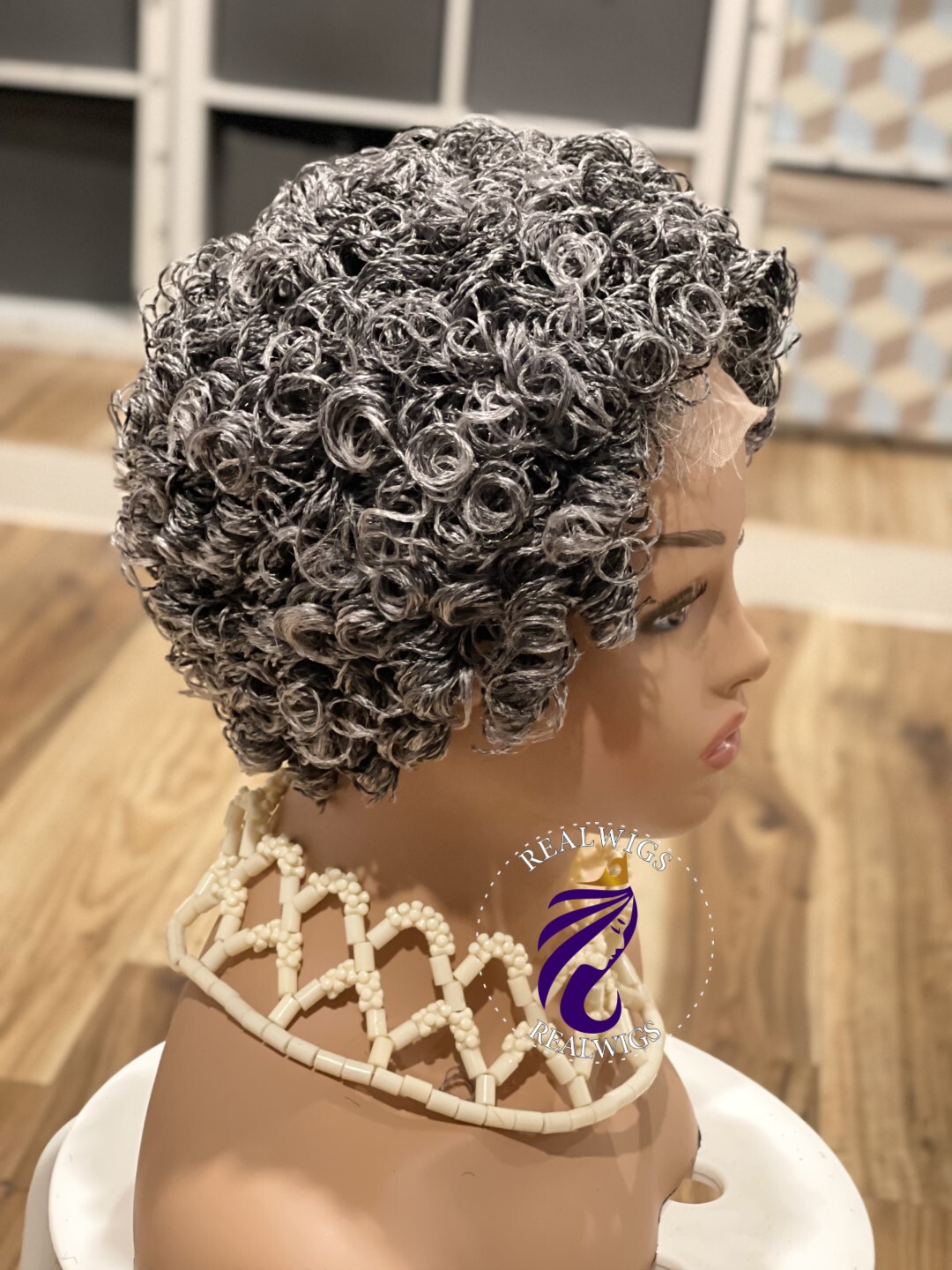 Dorothy Short Curly Wig (4)