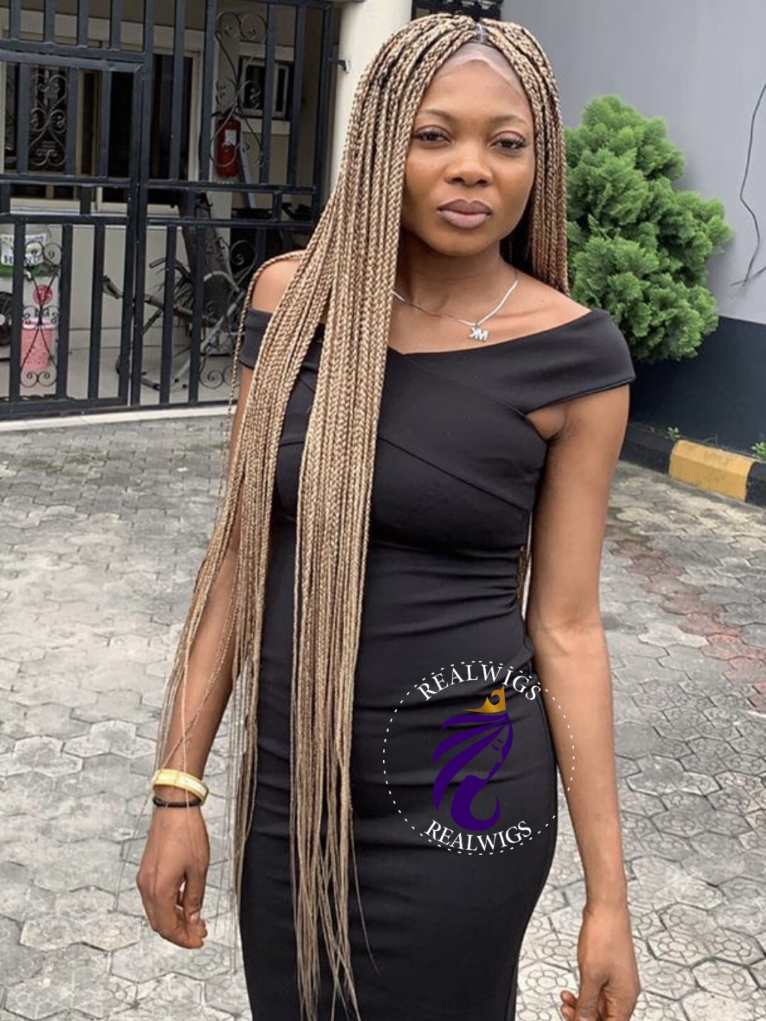Golden Knotless Braids (1) Golden Knotless Braids 1