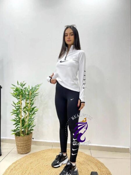 Matti - Women’s Nike Strike pacer Crew Neck Top and Leggings